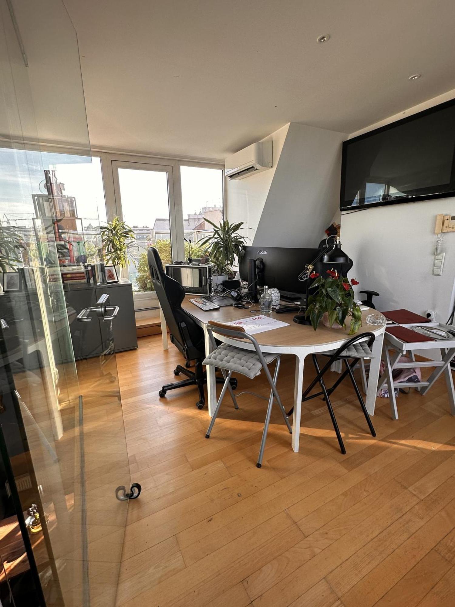City-penthouse Mit 4 Terassen Und Whirlpool Wenen